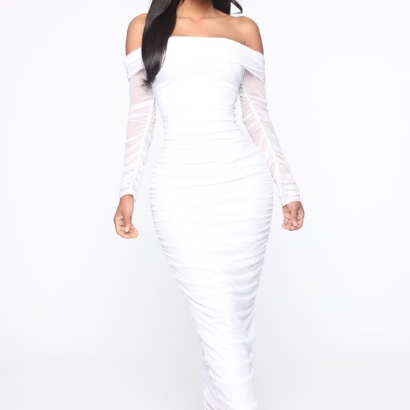 Top Trend Ruched Maxi Dress - Picture 2 of 9